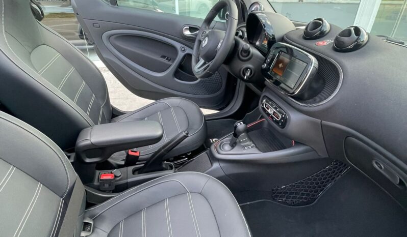 SMART fortwo 60kW81CV EQ cabrio lleno