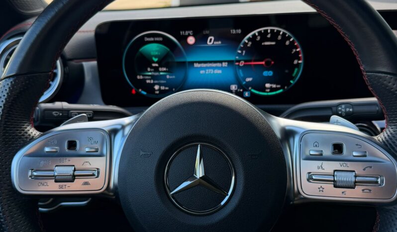 Mercedes Benz CLA 250e Shooting Break AMG lleno