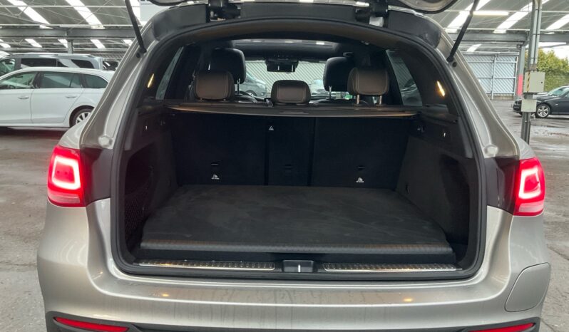 MERCEDES-BENZ Clase GLC GLC 300 de 4MATIC lleno