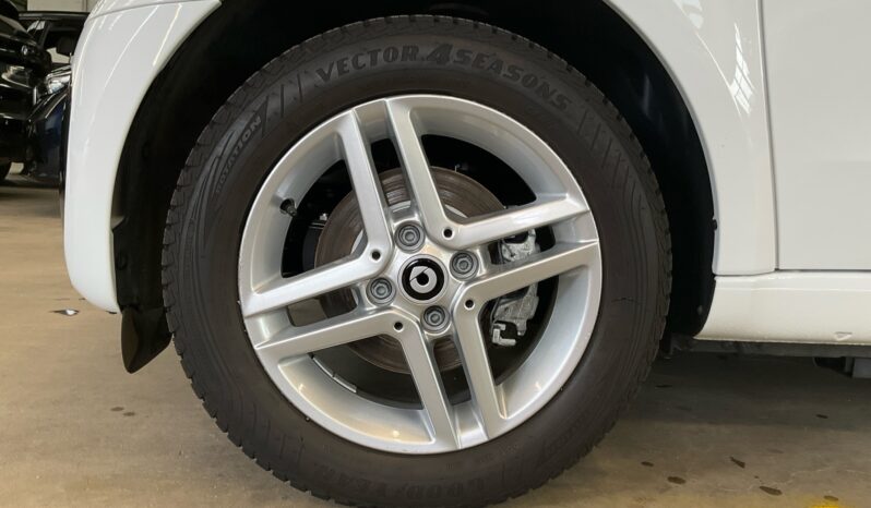 Smart Fortwo 81cv EQ lleno
