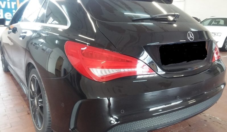 MERCEDES-BENZ Clase CLA CLA 220 CDI Aut. AMG Line Shooting Brake lleno